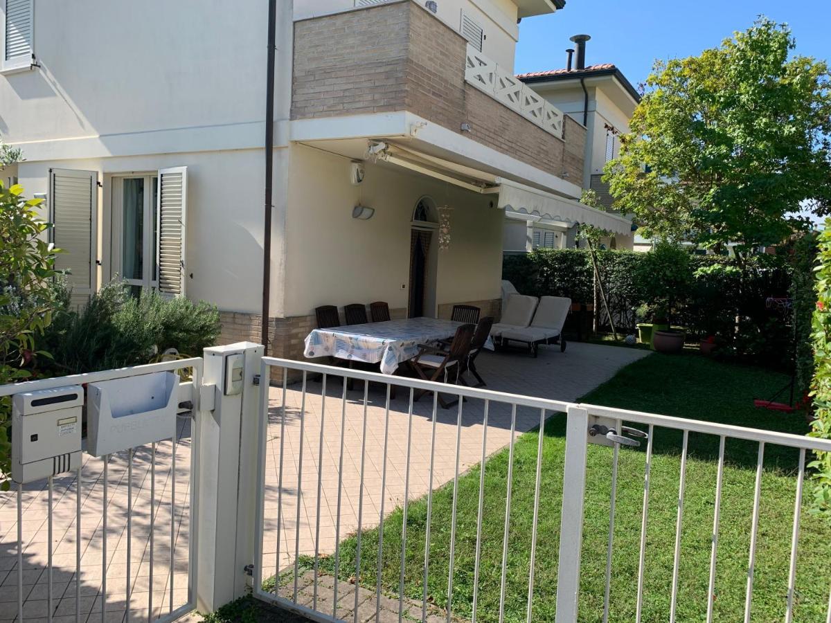 Medusablu121 Punta Marina